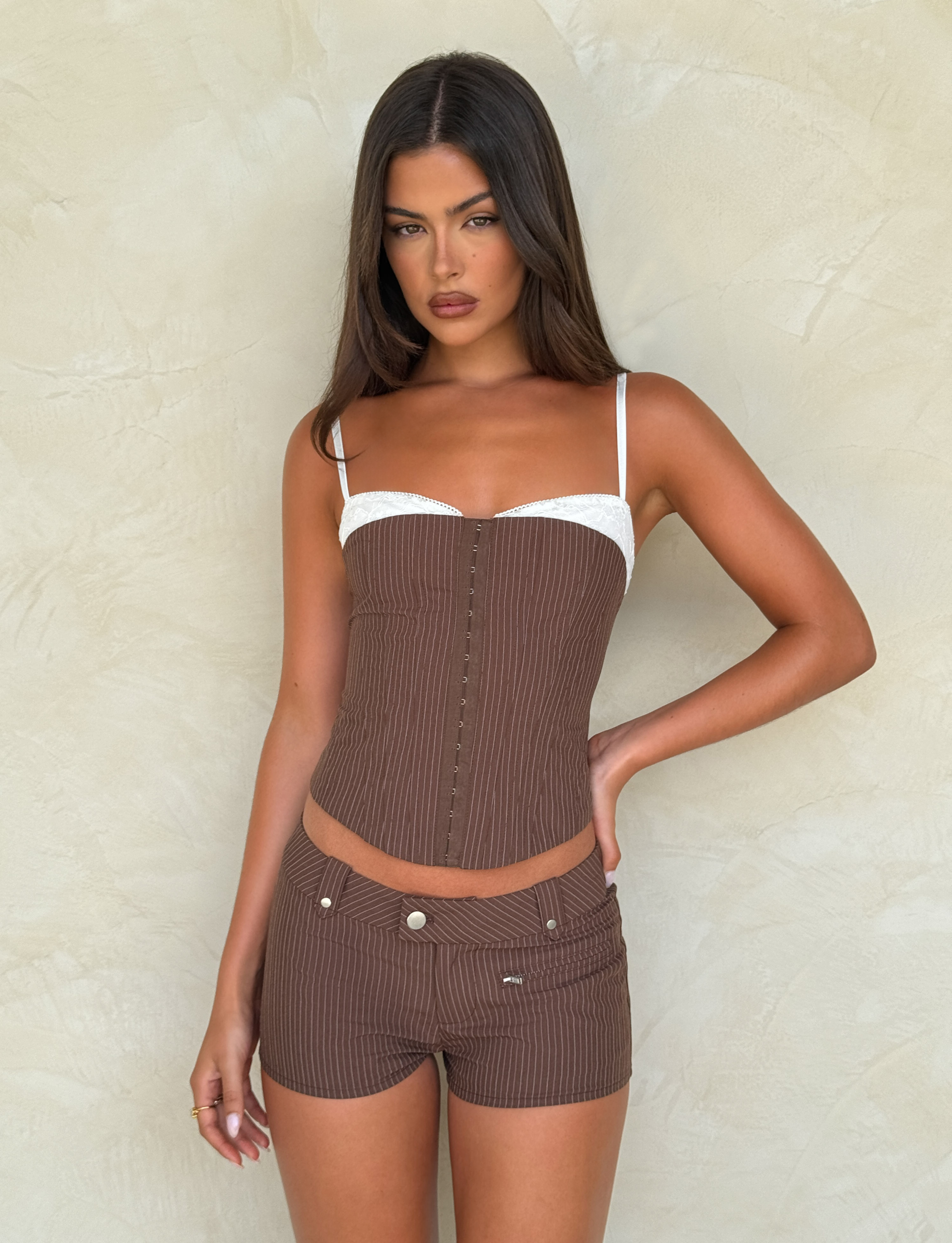 ANTONELLA SHORT - BROWN : CHOCOLATE : CHOCOLATE PINSTRIPE