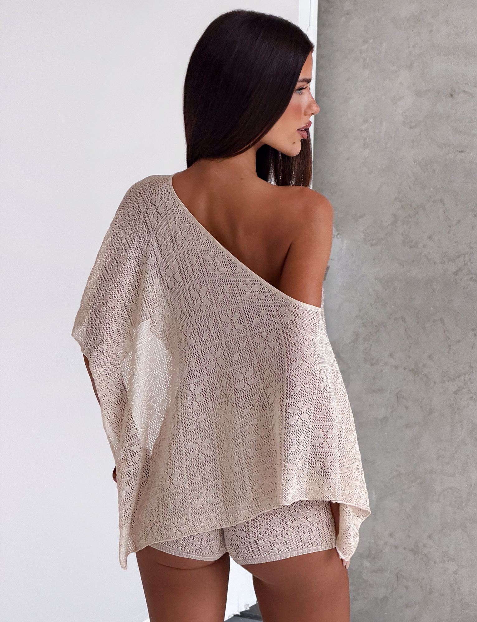 FERN CROCHET PONCHO - CHAMPAGNE - Image 4
