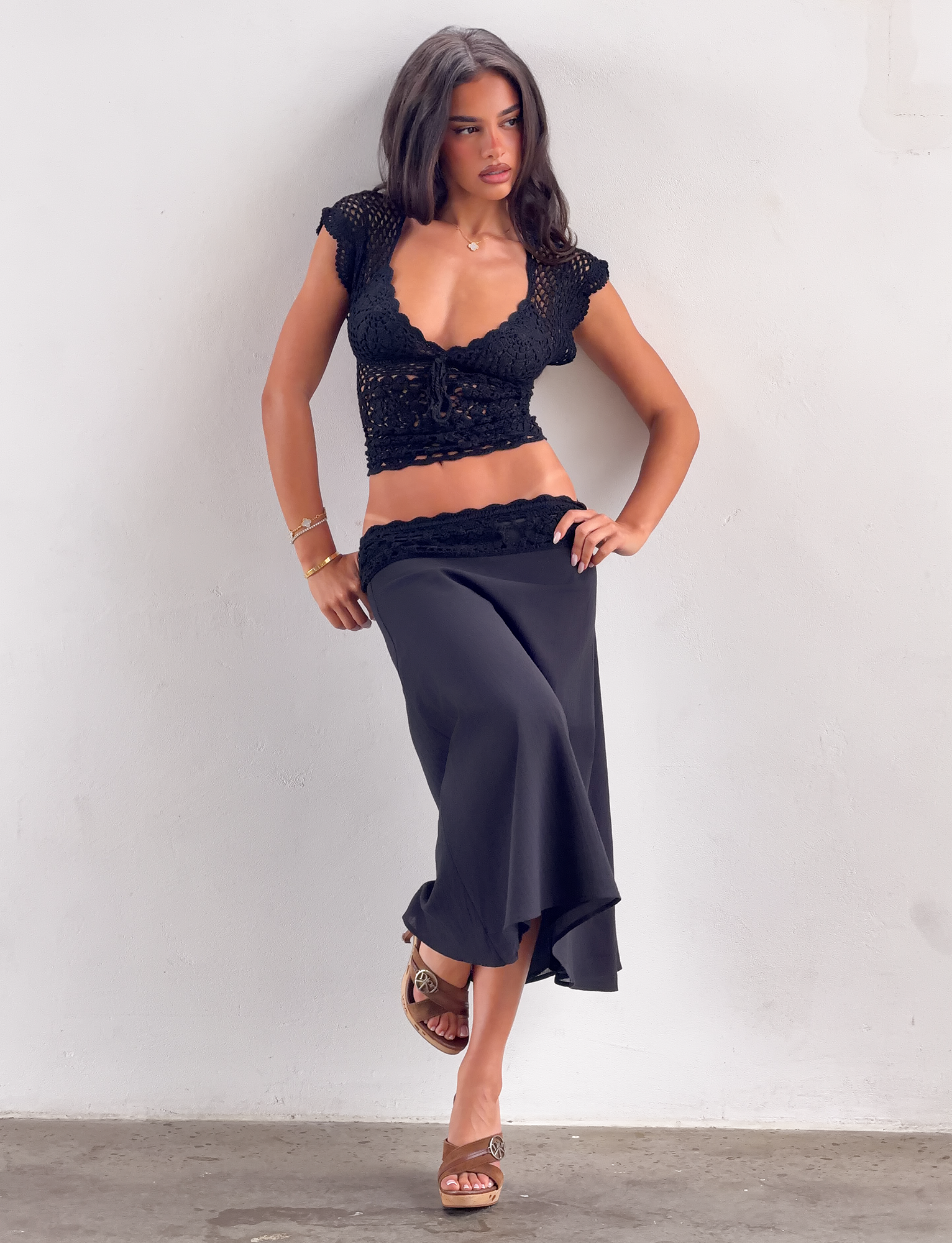 SASHA CROCHET MIDI SKIRT - BLACK - Image 5