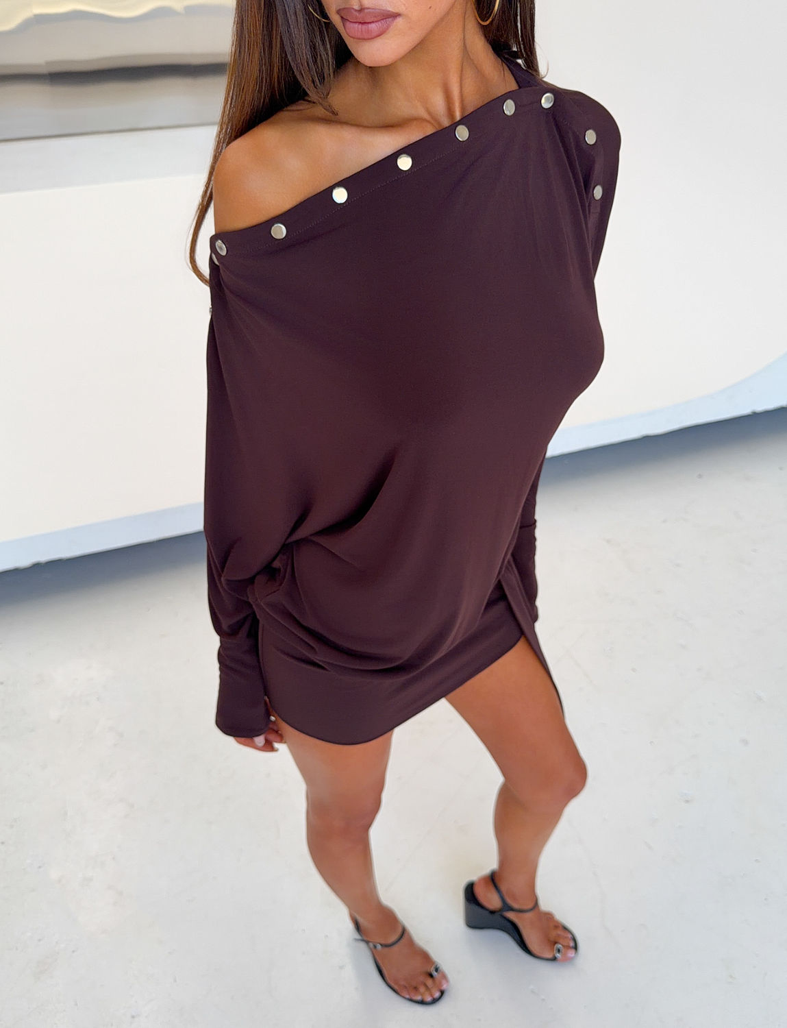 RAVENNA LONG SLEEVE MINI DRESS - DARK CHOCOLATE - Image 3