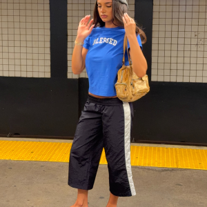 SOPHIA WINDBREAKER CAPRI - NAVY AND WHITE